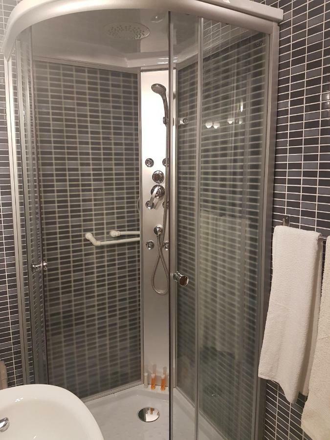 Casa Mirage Apartment Craiova Luaran gambar